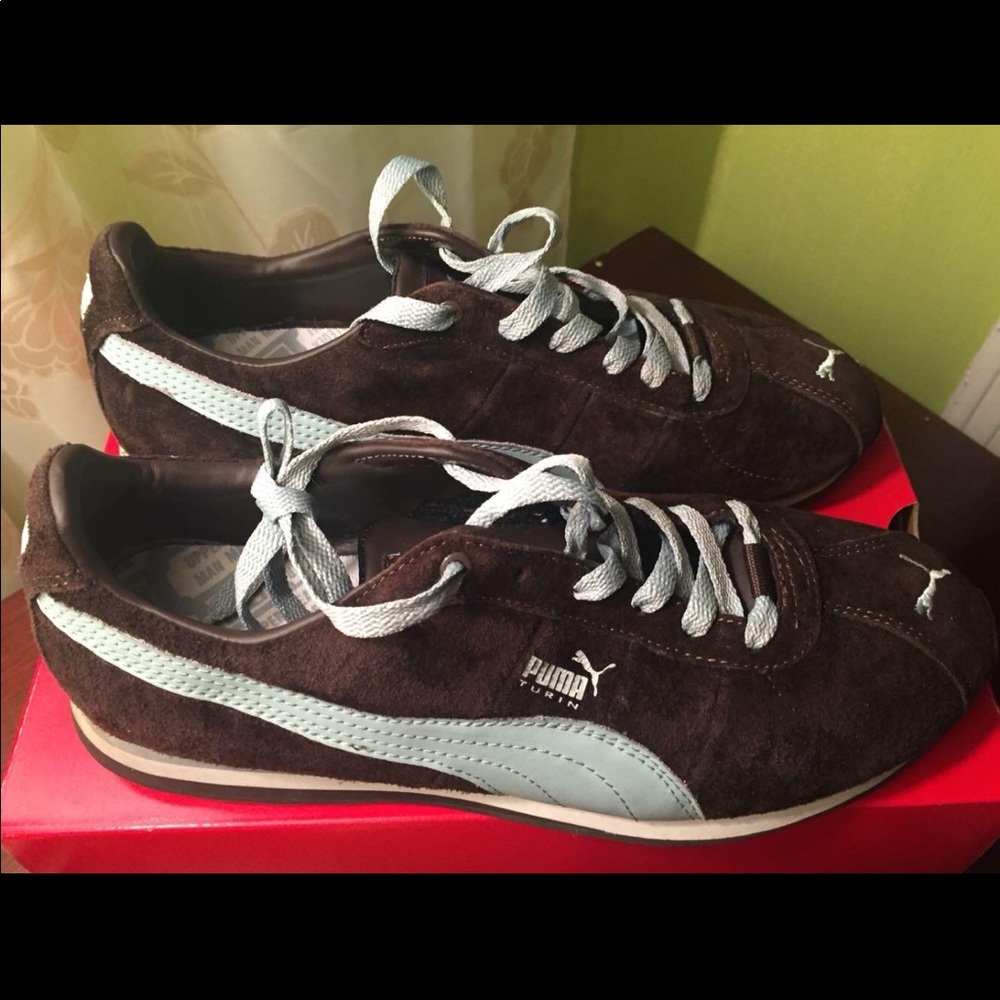 Nib- Puma Tennis shoe